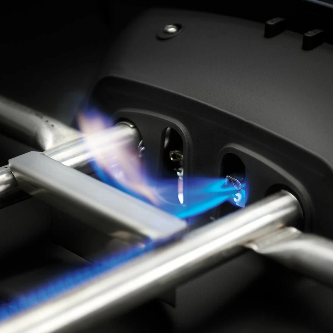 Napoleon Phantom TRAVELQ PRO285X Gasgrill Mattschwarz 10 Napoleon Phantom TRAVELQ PRO285X Gasgrill Mattschwarz – Bild 8