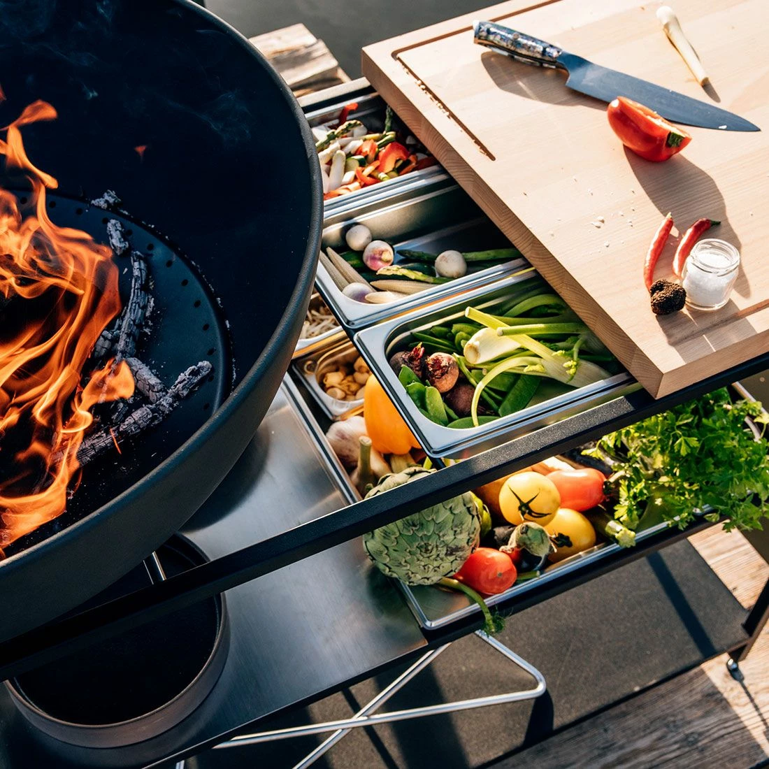 Höfats Fire Kitchen Outdoorküche 118x55x81cm Schwarz 6 Höfats Fire Kitchen Outdoorküche 118x55x81cm Schwarz – Bild 4