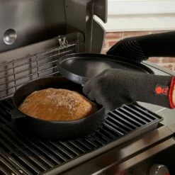 Weber 2in1 Dutch Oven & Pfanne Emailliertes Gusseisen -Grillzubehör Verkäufe 2024 weber 2in1 dutch oven pfanne emailliertes gusseisen 1301501 4